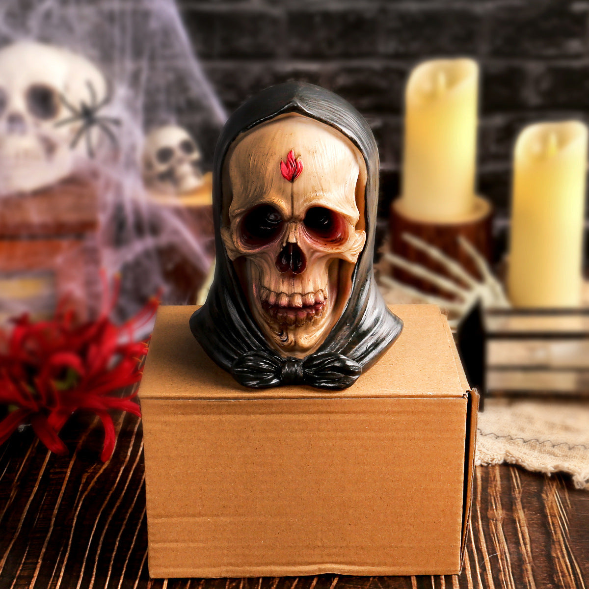 Halloween hat wearing skull ornament, personalized haunted house decoration, horror costume, skull resin crafts