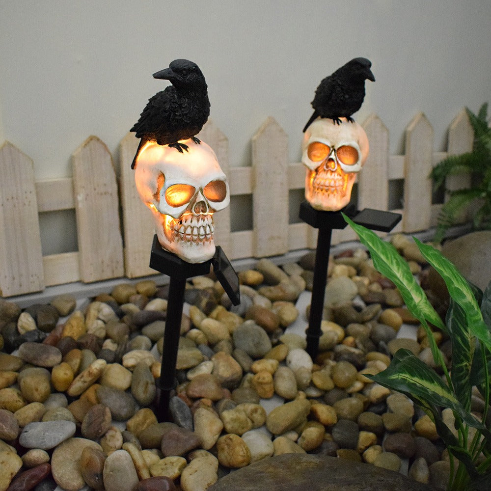 Halloween new outdoor solar garden light resin courtyard landscape insert skull crow atmosphere decorative light